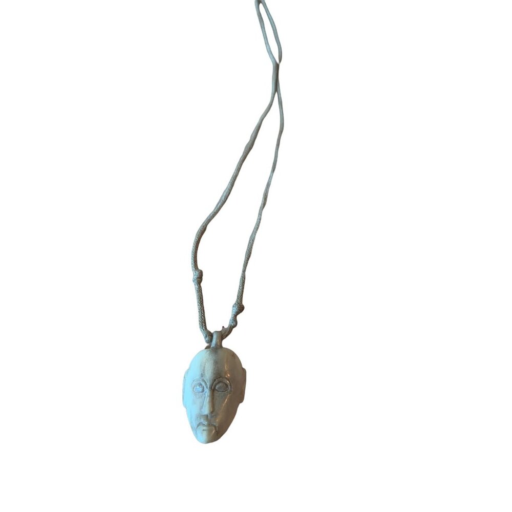 🍒 2/$20 🍒 Vintage Small Marble Pattern Face Charm on Rope Necklace